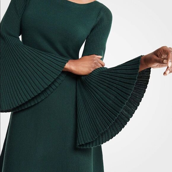 ✨ Ann Taylor Emerald Pleated Flare Sleeve Sweater Dress✨ - Picture 11 of 11